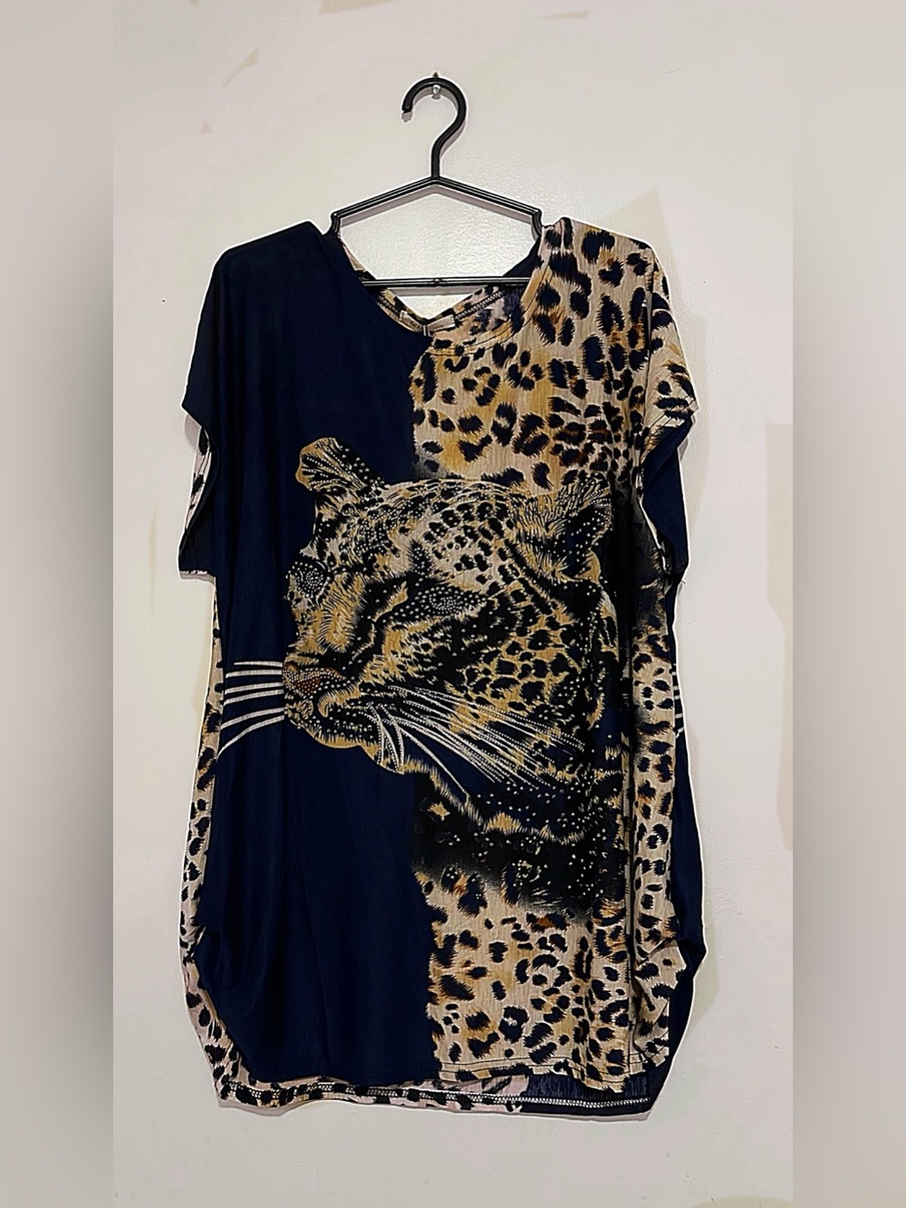 Women’s Black & Tan Leopard Print Short Sleeve Top